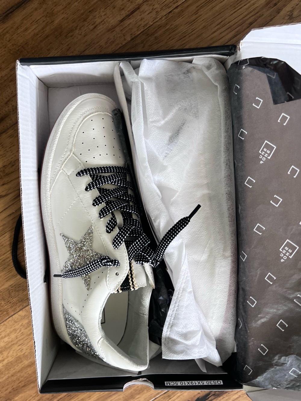ShuShop White Silver Glitter Star Paz Women's Sneakers NWT